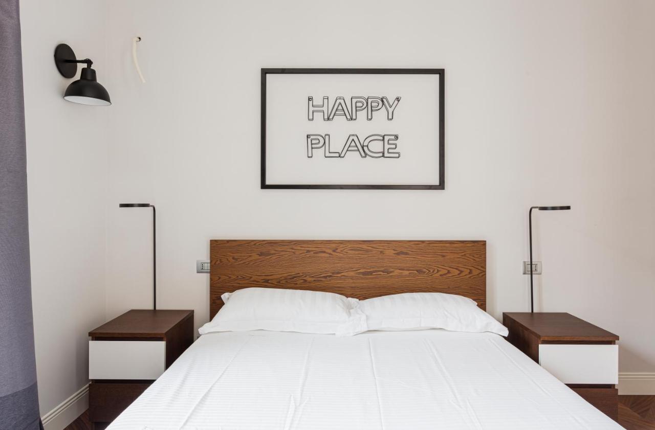 Wide And Bright Two Bedroom Apartment- Via Freguglia Milano Exteriör bild